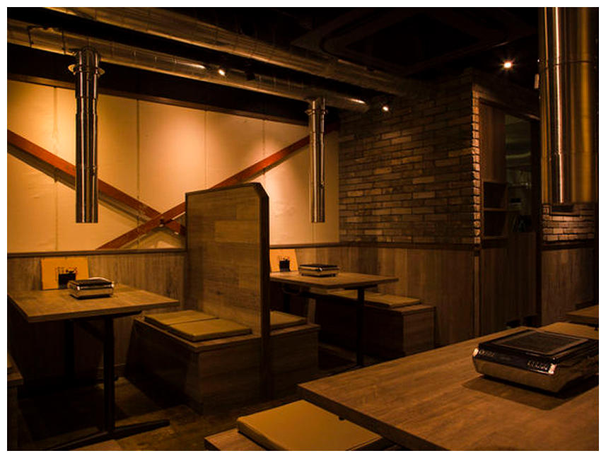 TRATT.USHIGORO 新橋店