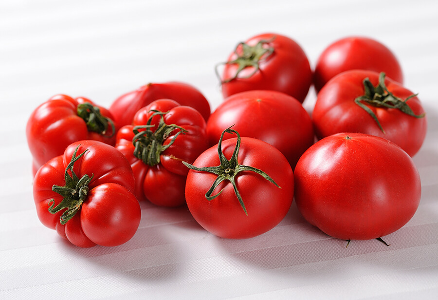 果実のような深い甘み「完熟トマト」