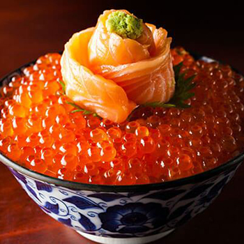 煌めく秋の宝石「いくら」