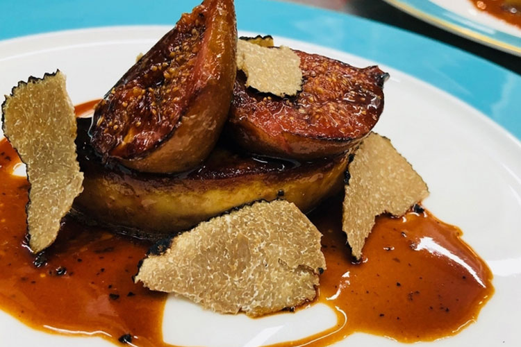 記念日に選びたい、神奈川・平塚にあるレトロで小粋な王道フレンチ